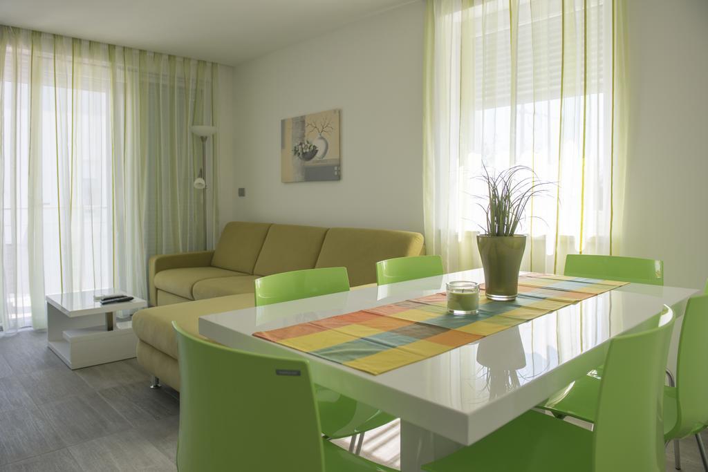Villa Danex Premium Umag Buitenkant foto